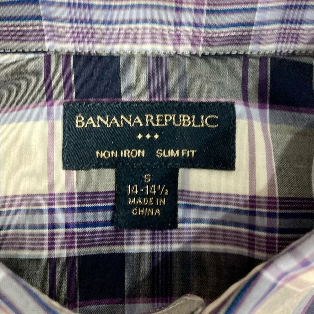 Banana Republic Slim‎ Fit Men’s Small Button Down Shirt